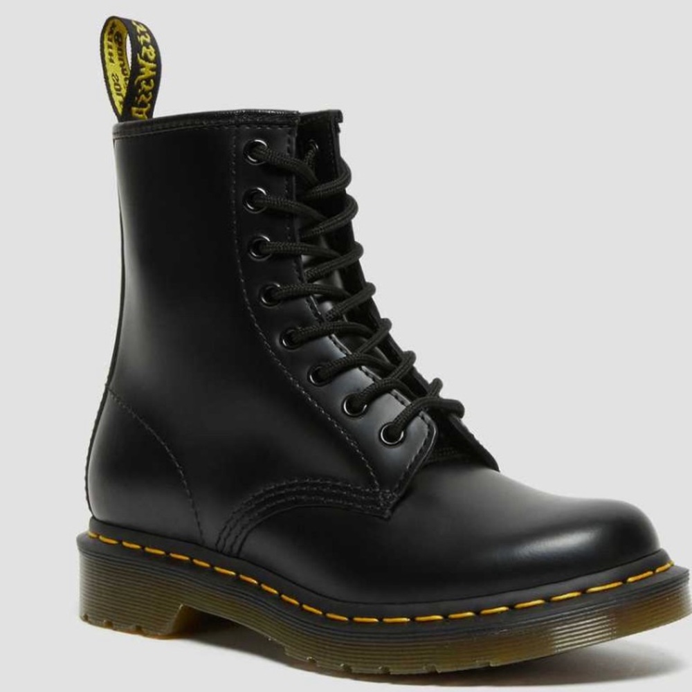 Size 9 leather docs